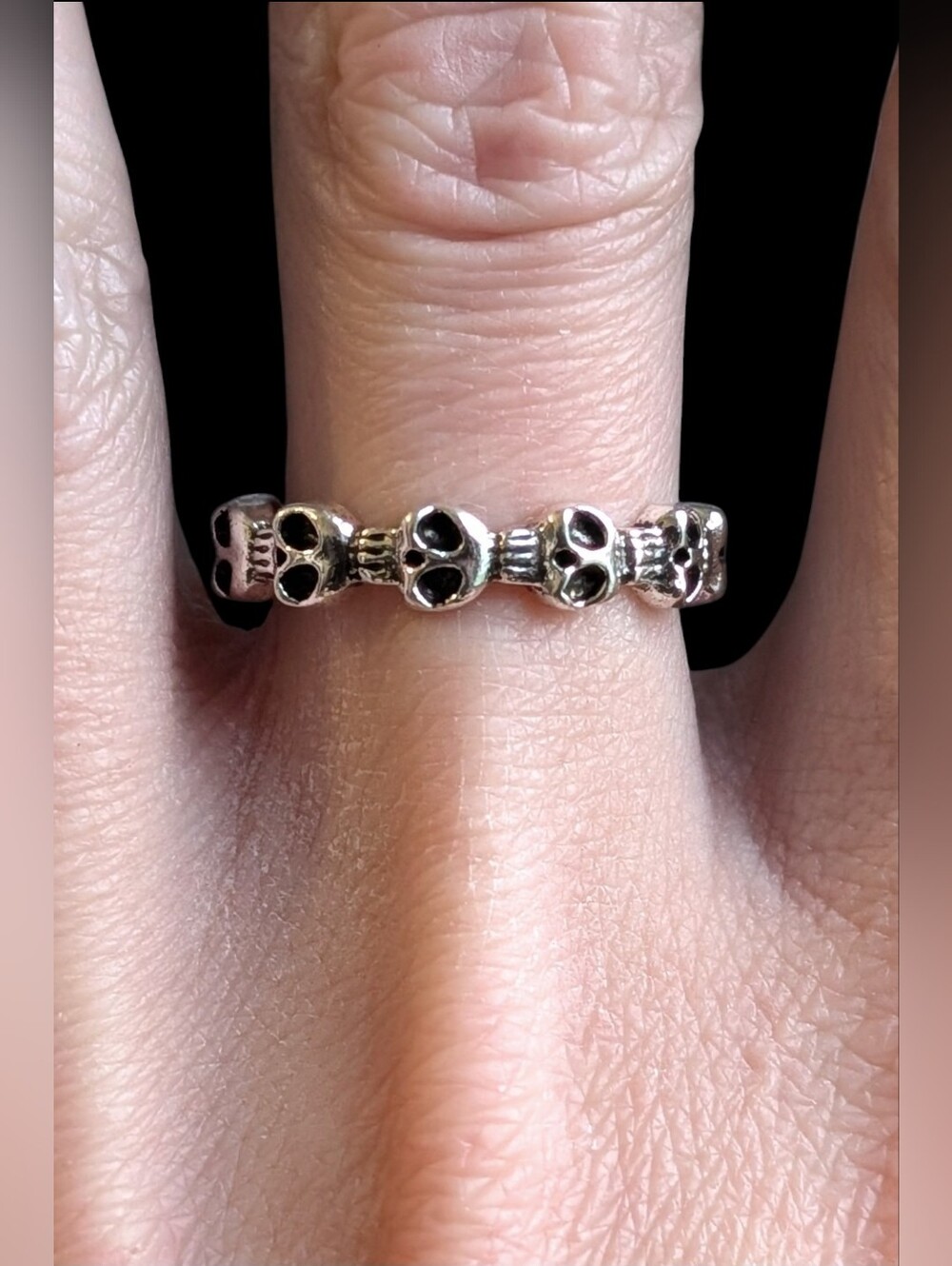 NWT Goth Punk Silver Skull Band Ring Size 7.5 Unisex